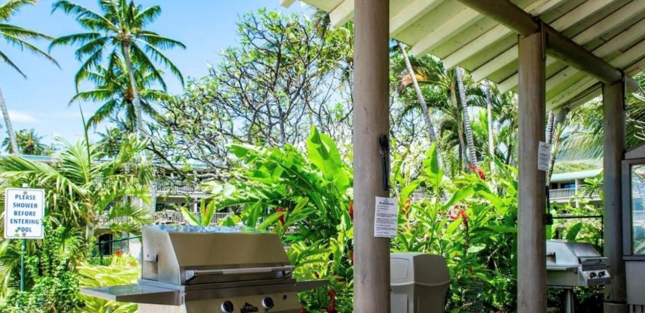 Molokai Island Retreat With Beautiful Ocean Views And Pool - Newly Remodeled! Lejlighed Ualapue Eksteriør billede