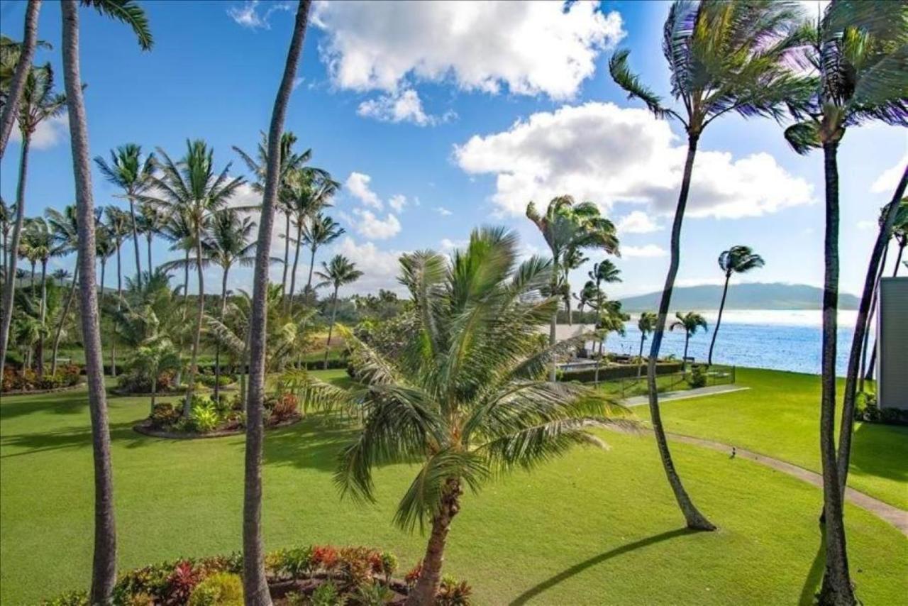 Molokai Island Retreat With Beautiful Ocean Views And Pool - Newly Remodeled! Lejlighed Ualapue Eksteriør billede
